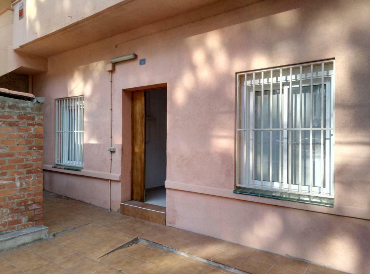 Апартаменти Casa Carmen Barcelona Ал-Прат-да-Любрагат Екстер'єр фото