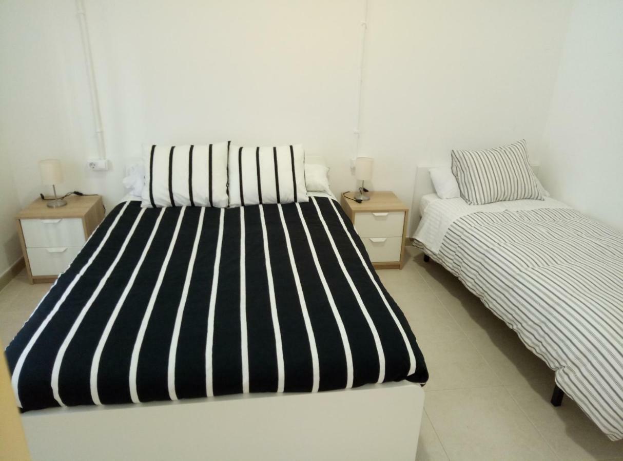 Апартаменти Casa Carmen Barcelona Ал-Прат-да-Любрагат Екстер'єр фото